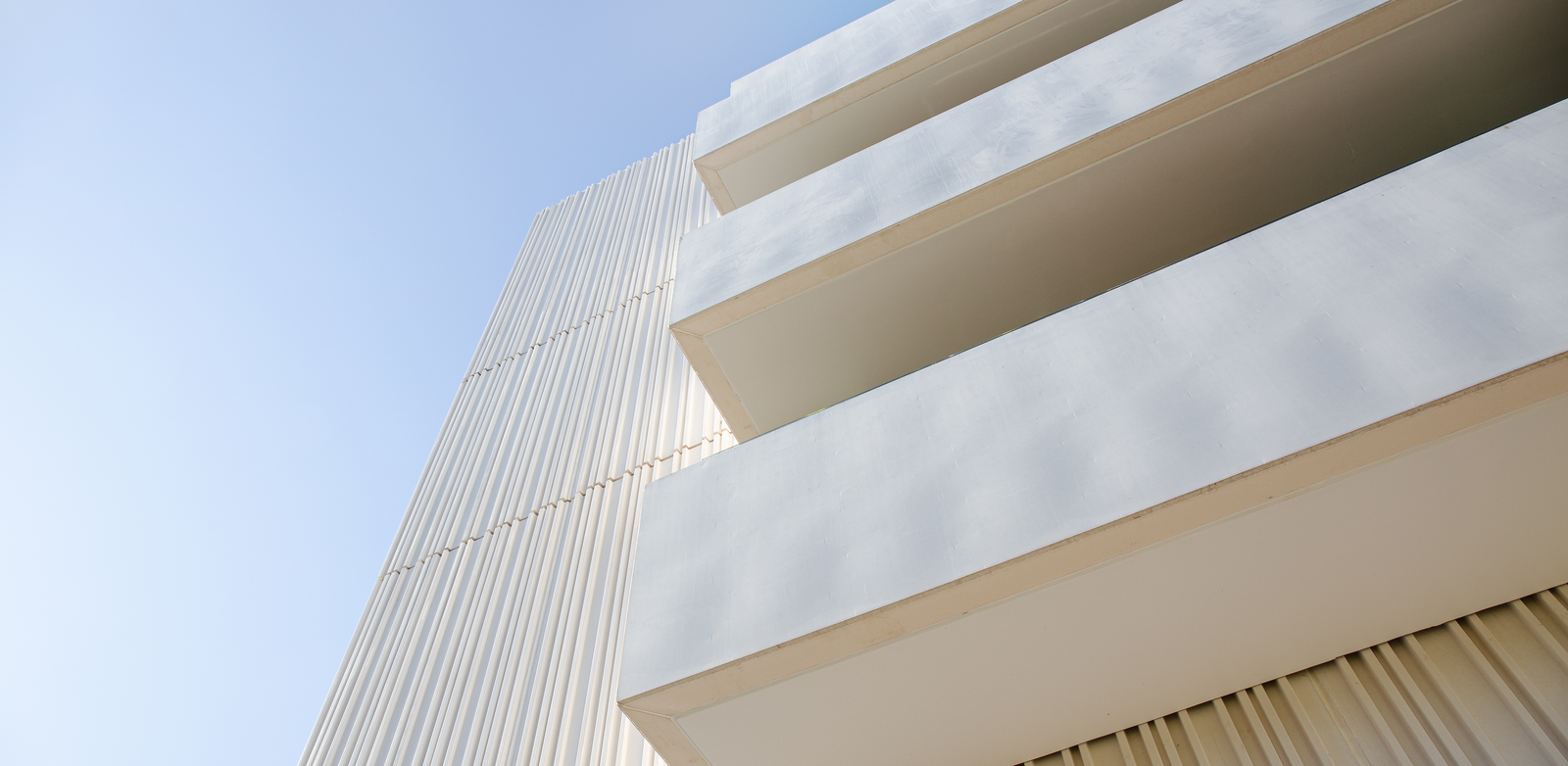 The Benefits of PS Foam Cladding for Modern Construction